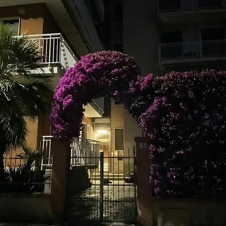 Apartment La Casa A Due Passi Dal Mare *